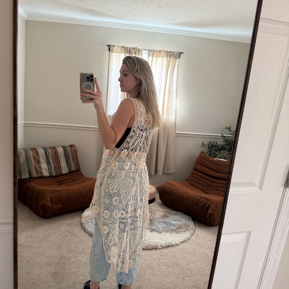 Cream Lace Crochet Vest